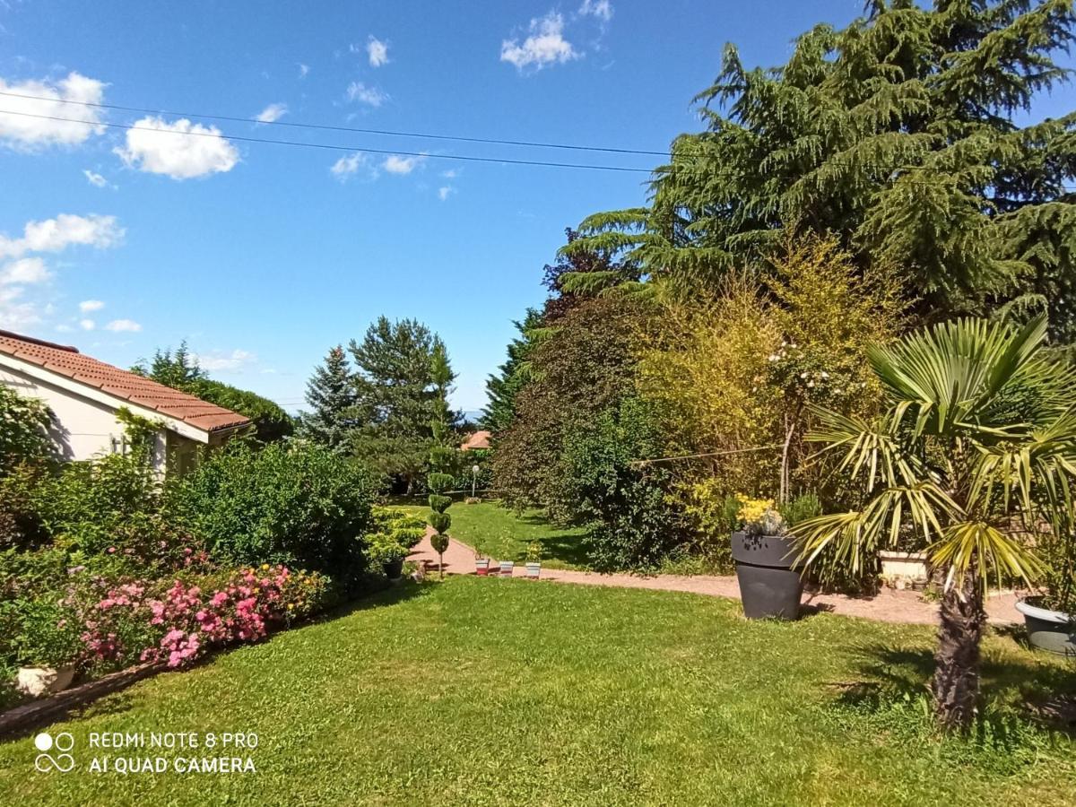 Erable Pourpre Bed & Breakfast Saint-Georges-Haute-Ville Bagian luar foto